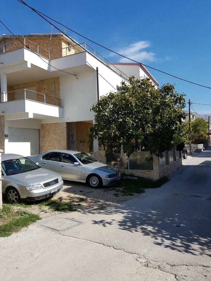 Apartment Dijana Kaštela Kültér fotó