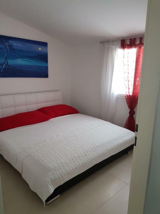 Apartment Dijana Kaštela Kültér fotó